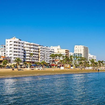 Larnaca Seaview Rooms Bagian luar foto
