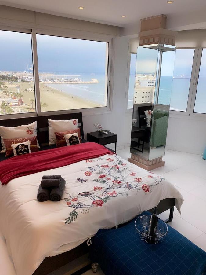 Larnaca Seaview Rooms Bagian luar foto