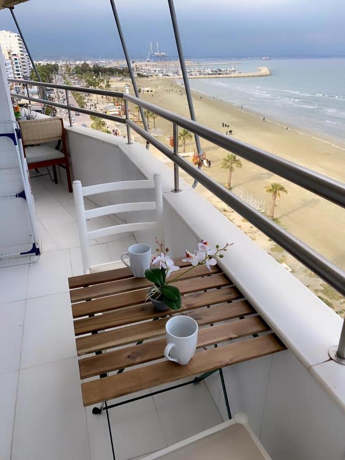 Larnaca Seaview Rooms Bagian luar foto