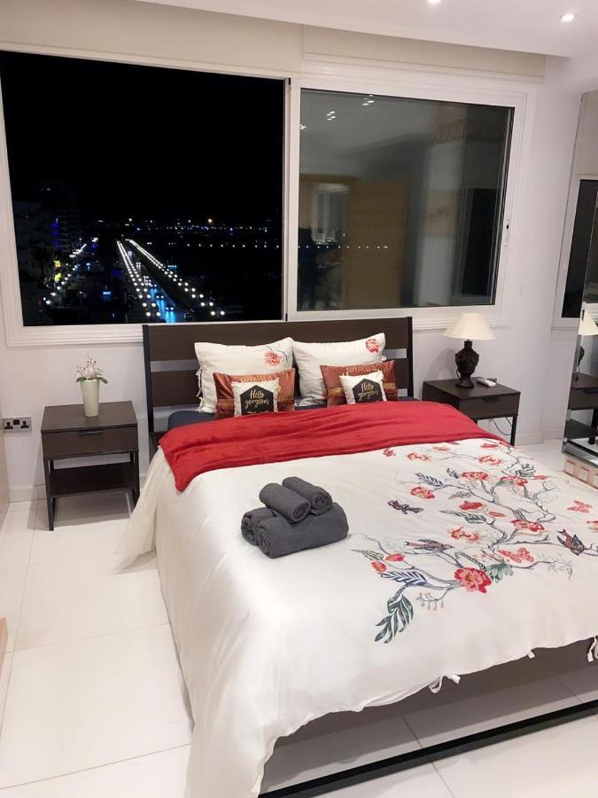 Larnaca Seaview Rooms Bagian luar foto